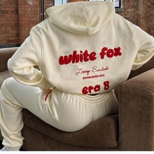 White Fox Cozy Cream Hoodie Size Small Medium